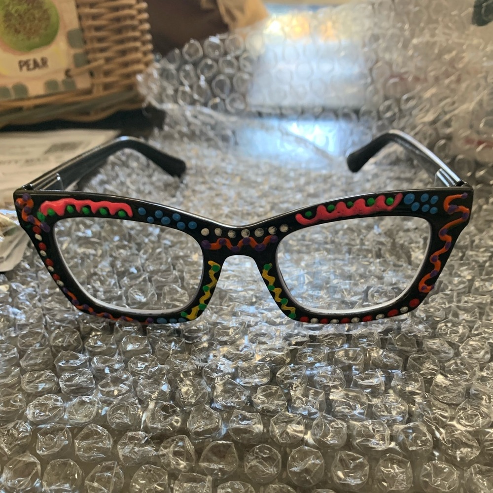HANDPAINTED READERS - Picture 10 of 13